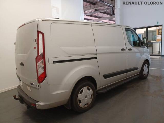 Ford Transit image 7