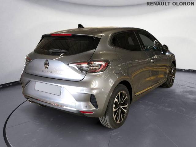 Renault Clio image 1