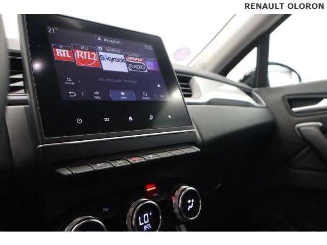 Renault Captur image 1