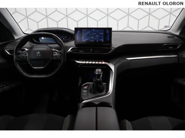 Peugeot 3008 image 2