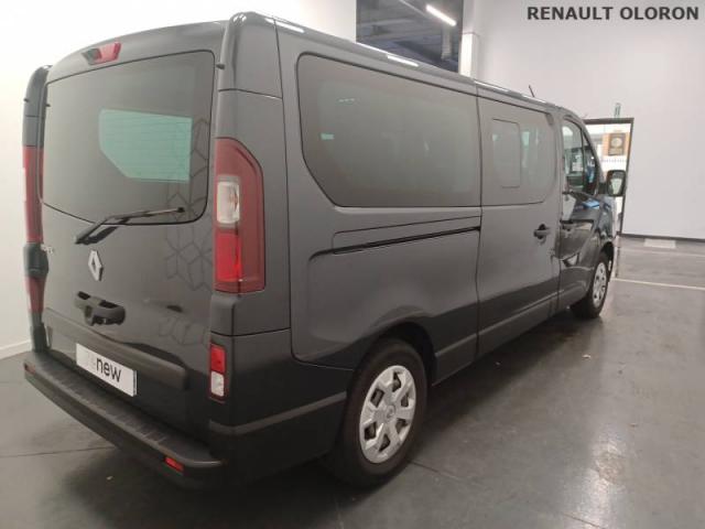 Renault Trafic image 2