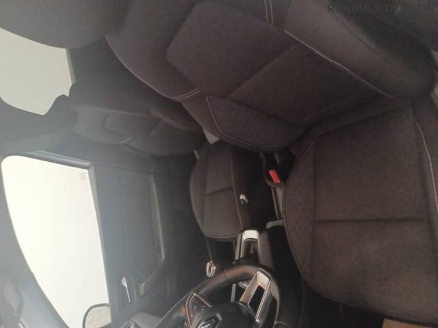 Renault Captur image 2