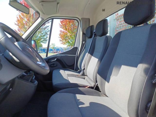 Renault Master image 1