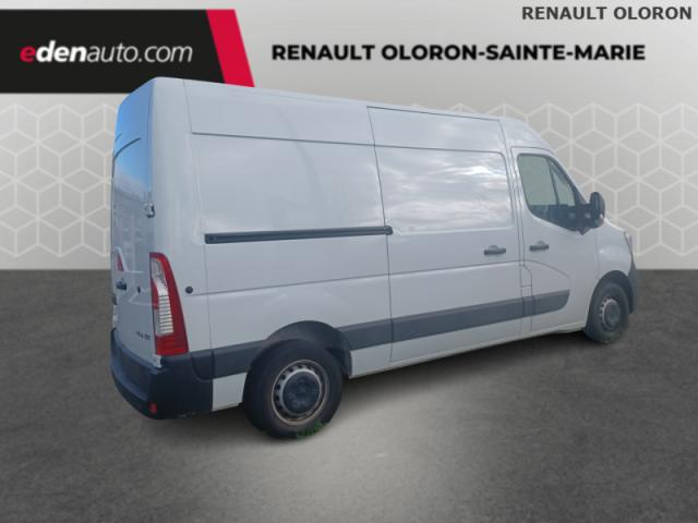 Renault Master image 2