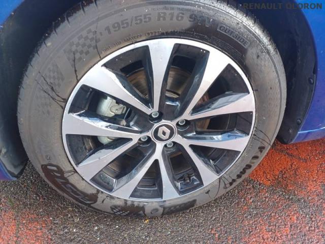 Renault Clio image 8