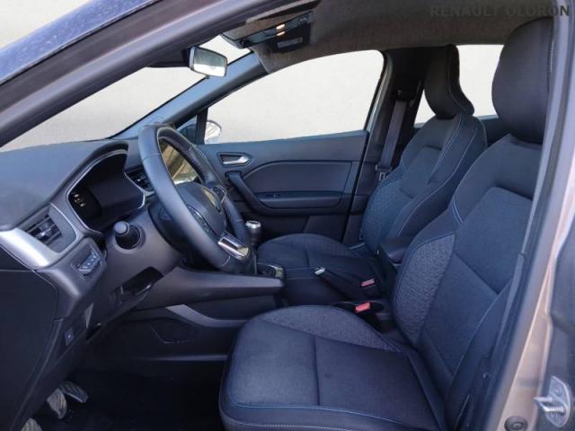 Renault Captur image 9