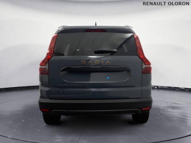 Dacia Jogger image 1
