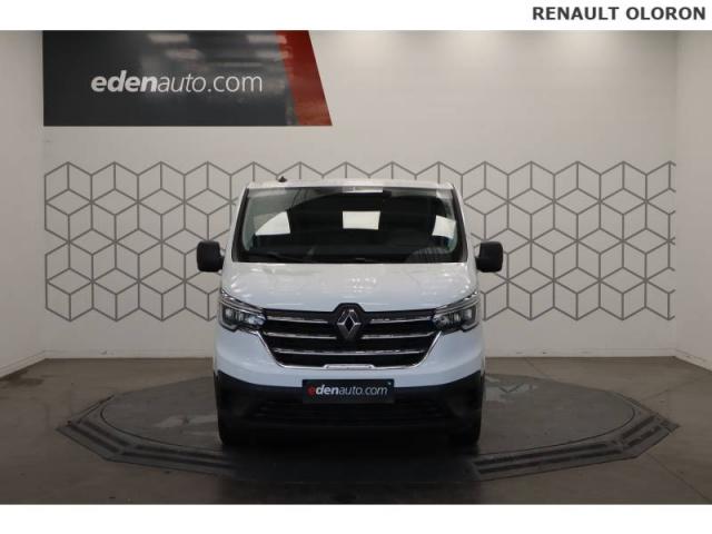 Renault Trafic image 2