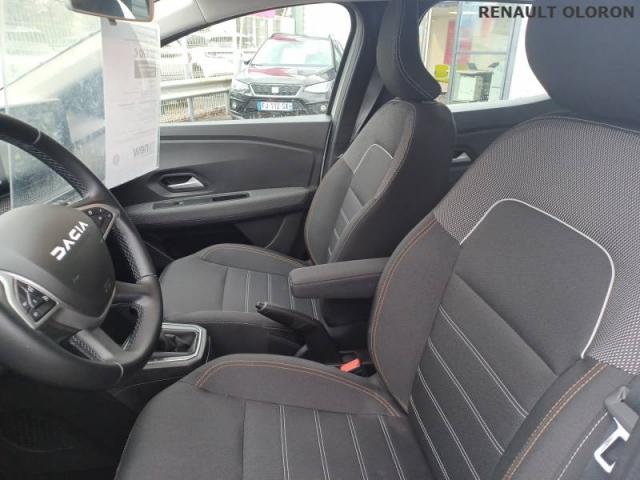Dacia Sandero image 9