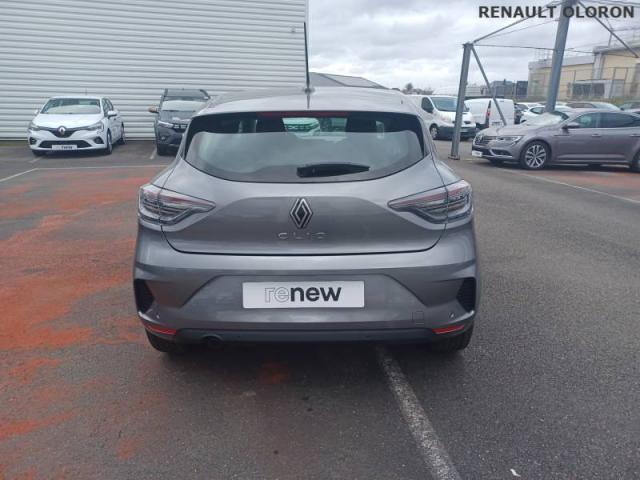 Renault Clio image 2