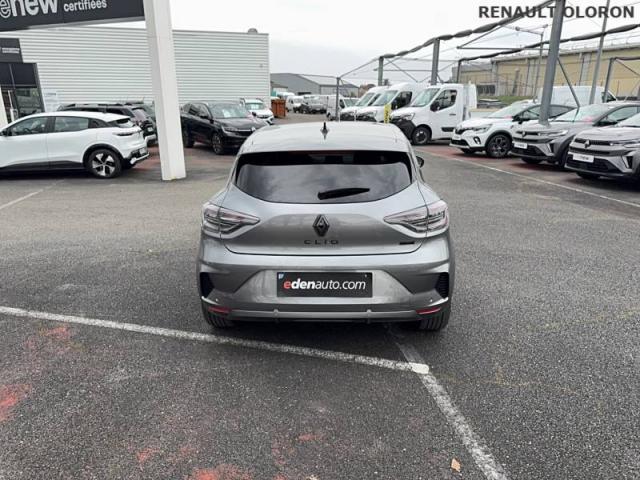 Renault Clio image 9