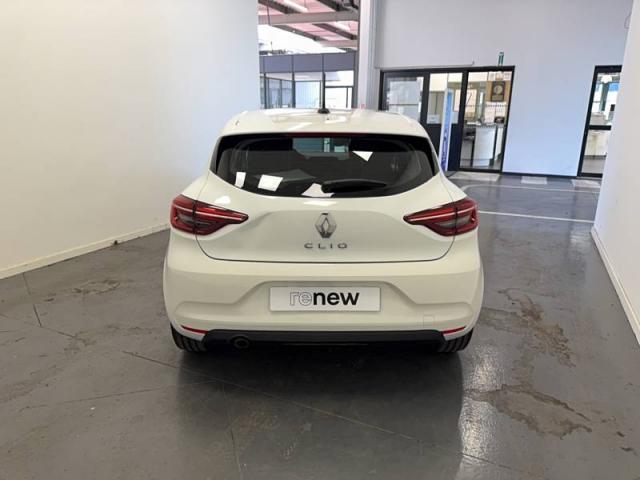 Renault Clio image 2