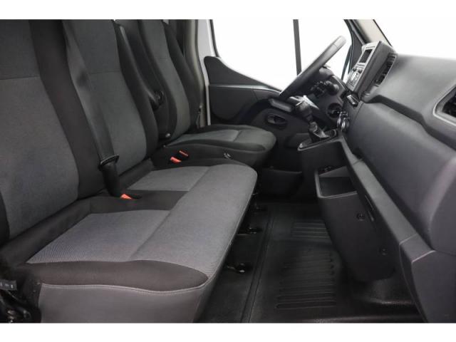 Renault Master image 4