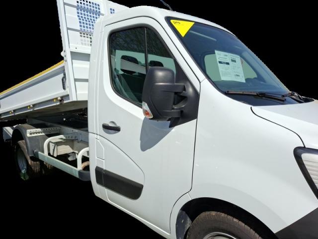 Renault Master image 1