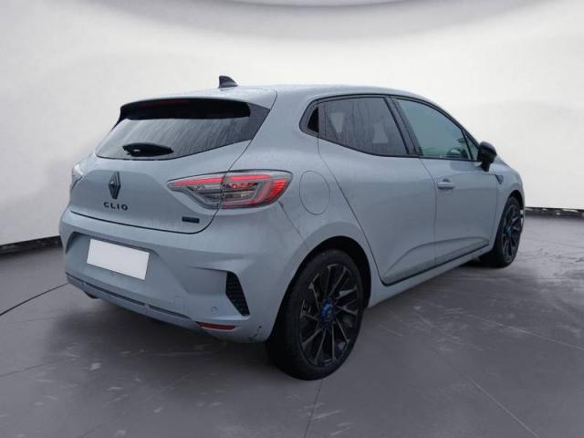 Renault Clio image 2