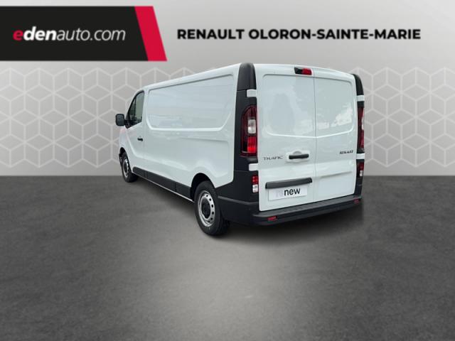 Renault Trafic image 1