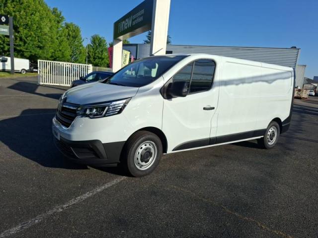 Renault Trafic image 2