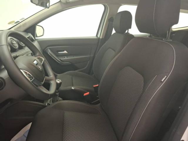 Dacia Duster image 2