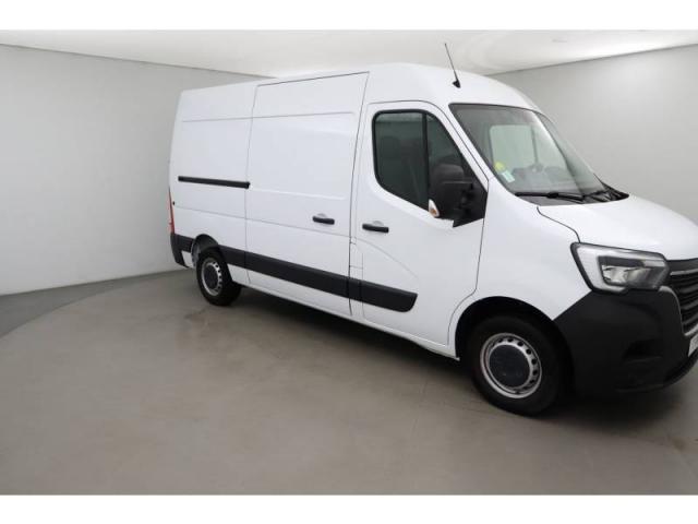 Renault Master image 2