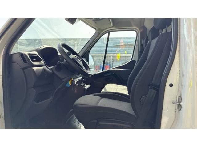 Renault Master image 4
