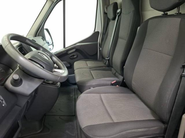 Renault Master image 6