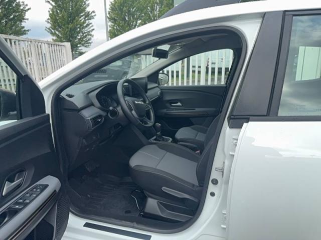 Dacia Sandero image 1