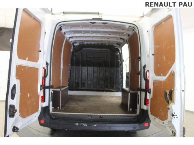 Renault Master image 1