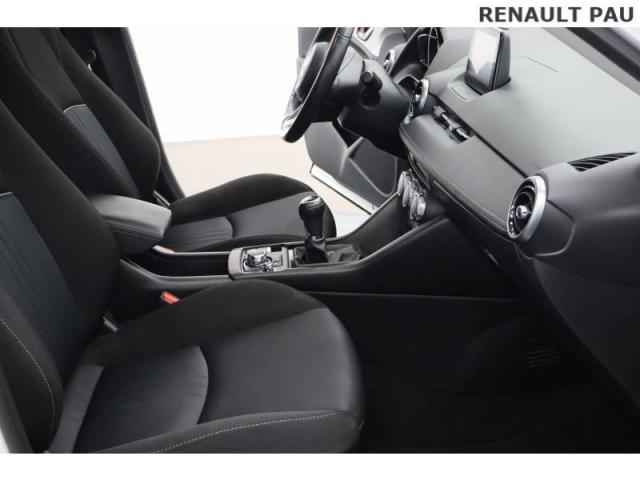 Mazda Cx-3 image 1