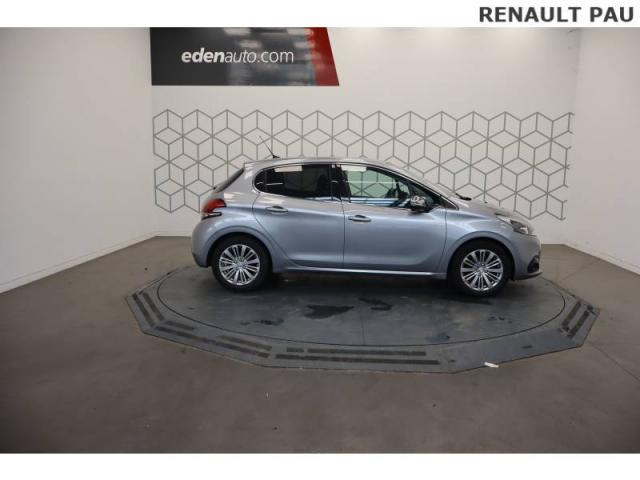 Peugeot 208 image 6