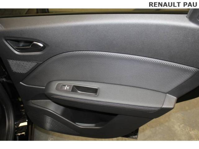 Renault Captur image 9