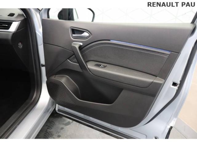 Renault Captur image 8