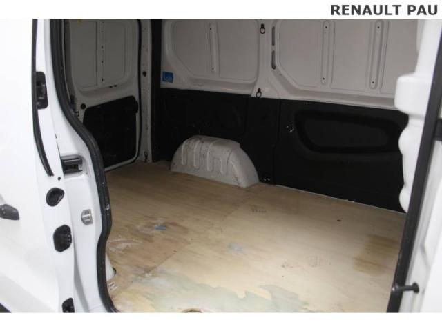 Renault Trafic image 2