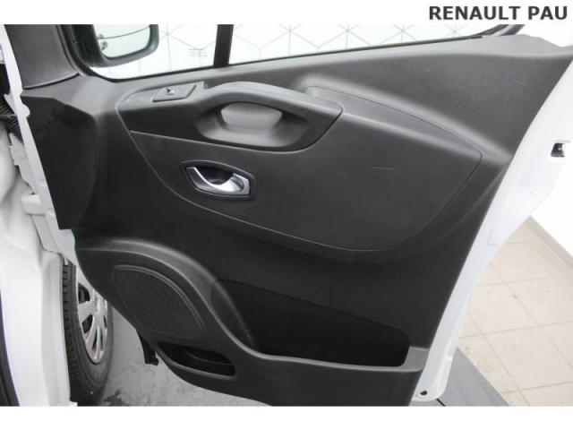 Renault Trafic image 8
