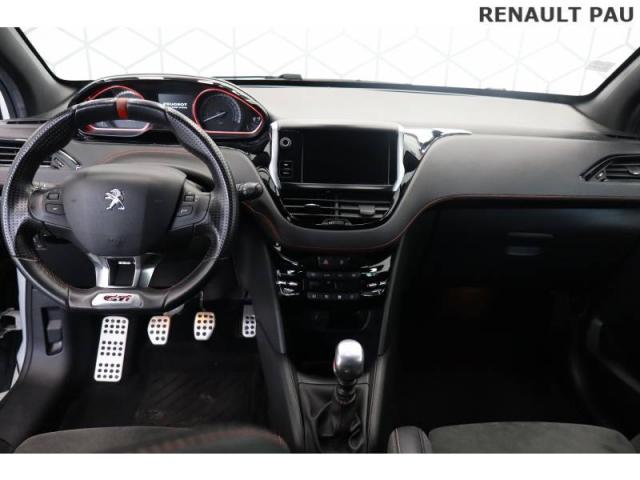 Peugeot 208 image 3