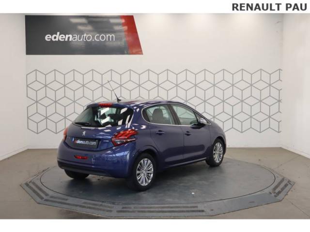 Peugeot 208 image 1