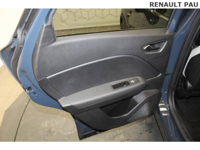 Renault Captur image 1