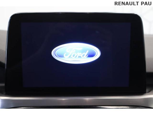 Ford Kuga image 5