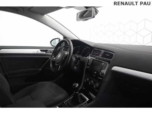 Volkswagen Golf image 9