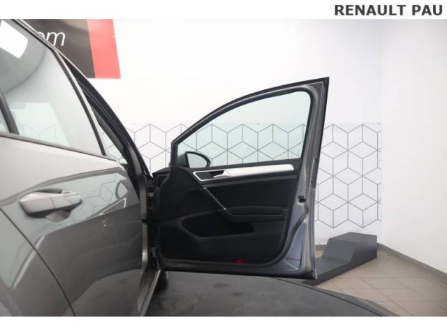 Volkswagen Golf image 5