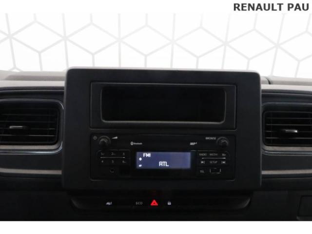 Renault Master image 2