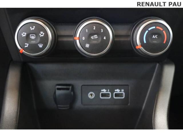 Renault Clio image 8