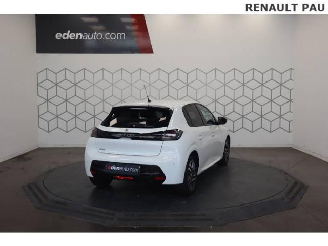 Peugeot 208 image 8