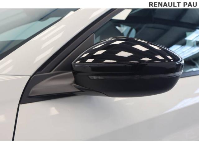 Peugeot 208 image 7