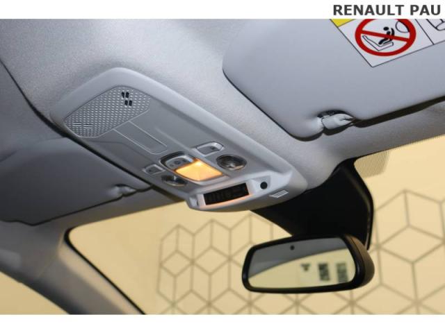 Peugeot 208 image 1