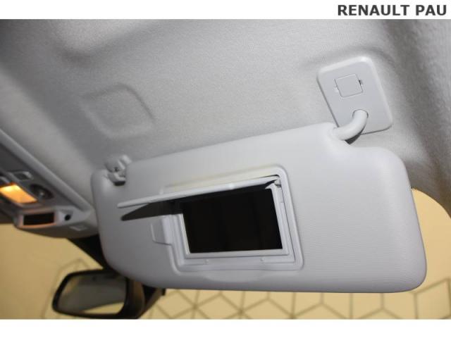Peugeot 208 image 3