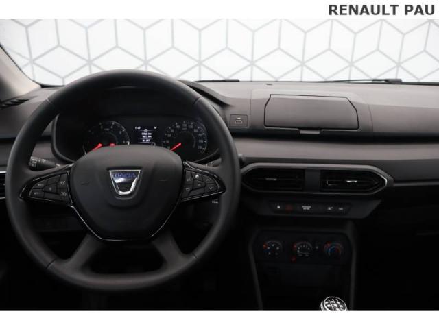 Dacia Sandero image 2