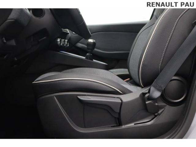 Renault Clio image 1