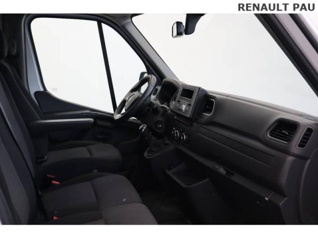 Renault Master image 2