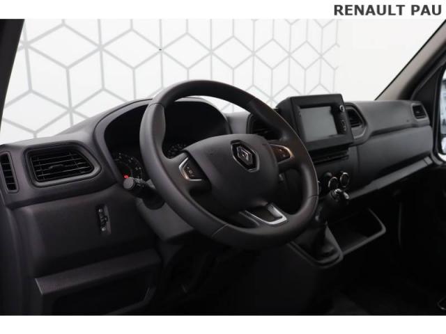 Renault Master image 7