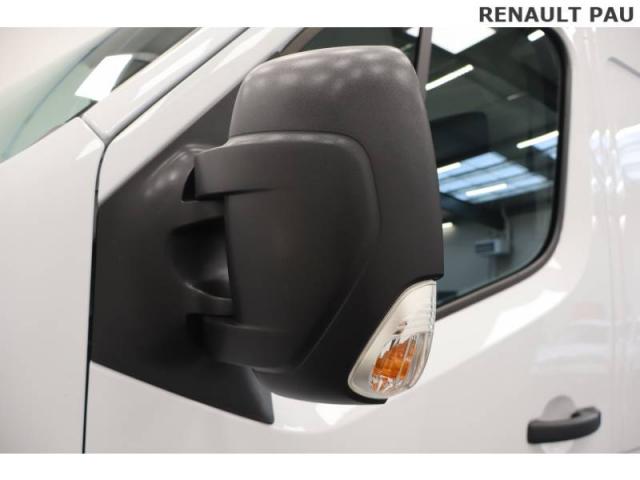Renault Master image 1